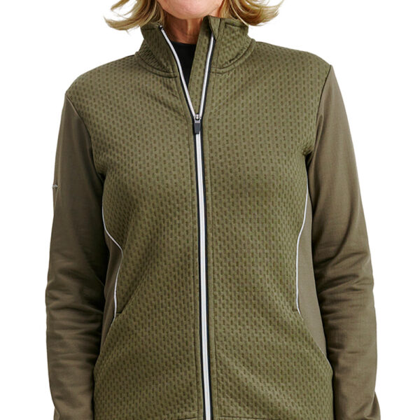 Scramble fullzip fleece is made of a polyester blend in structured knitting for warmer function in the body. Sidepanels and sleeves are made of thin fleece for stretch and comfort. Two frontpocket and contrastpiping along the sidepanels at front and at back collar. Abacus logo at right sleeve and back collar.