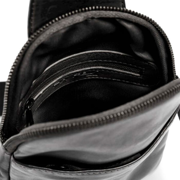 Pia Ries Bomé Slingbag